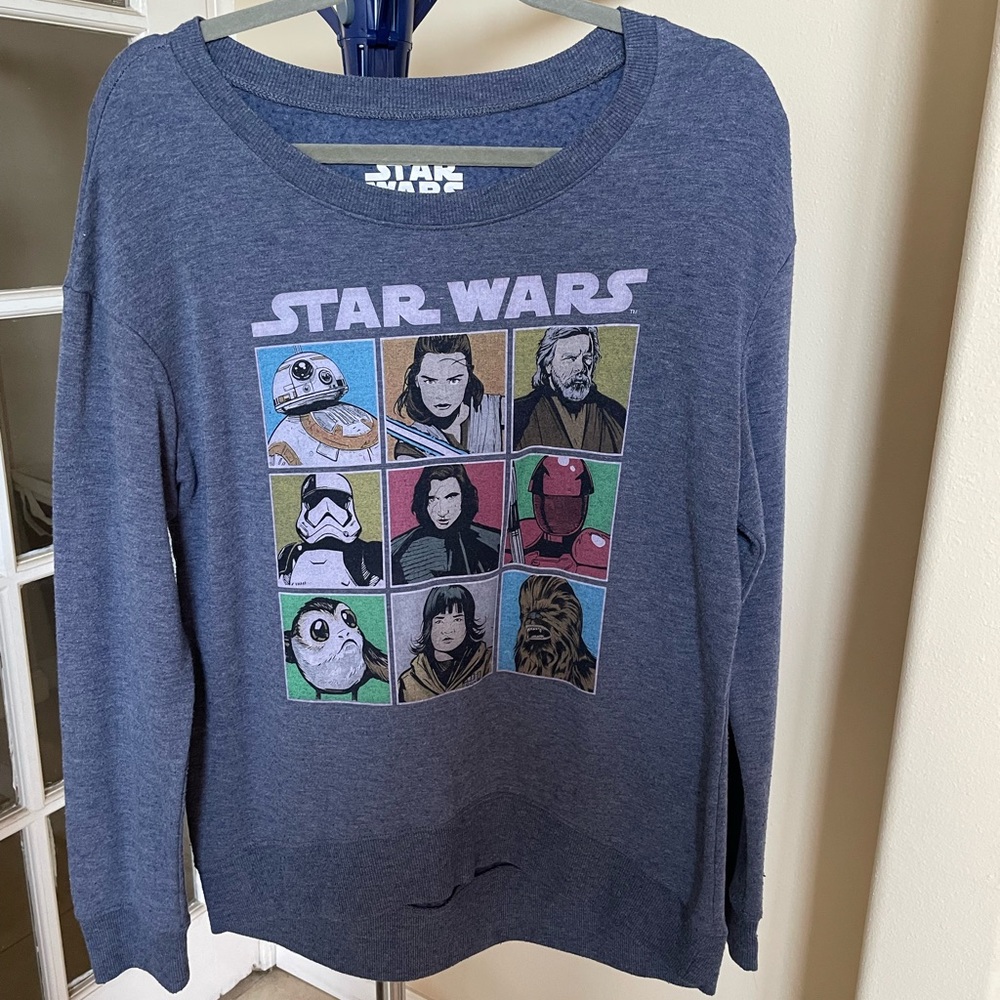 Disney Star Wars sweatshirt, size M